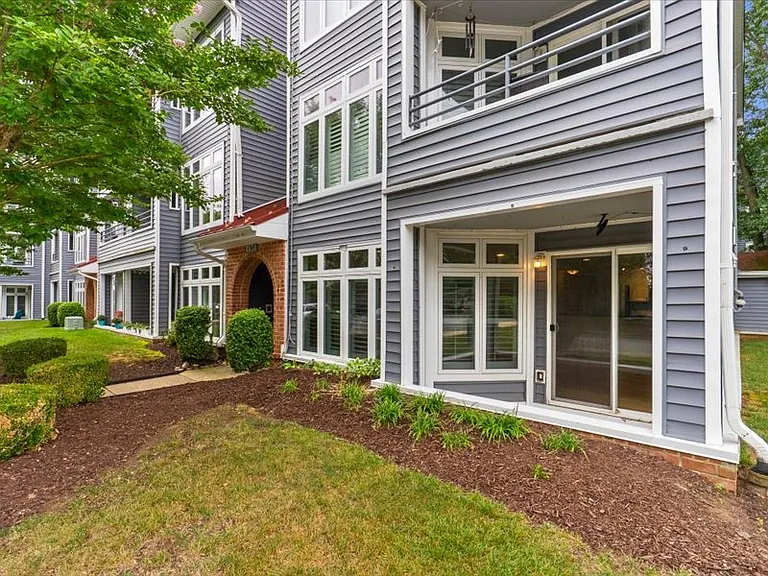 1134 Lake Heron Dr #1B — Photo 19
