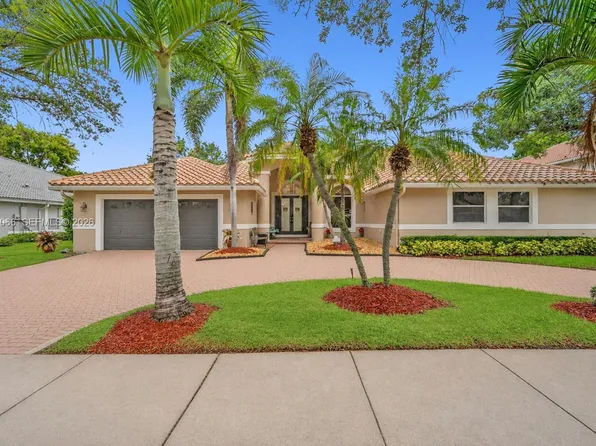 1776 Eagle Trace Blvd W, Pompano Beach, FL 33071