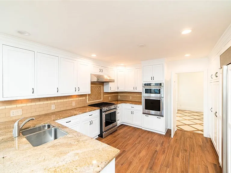16832 Coral Cay Ln — Photo 41