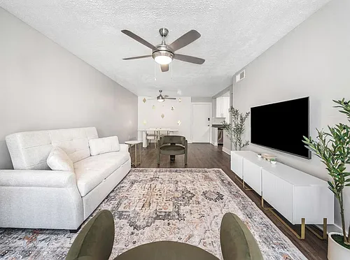 4404 W Kennedy Blvd #ID1369907P Photo 1