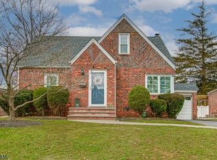 18 Keith Jeffries Ave, Cranford, NJ 07016