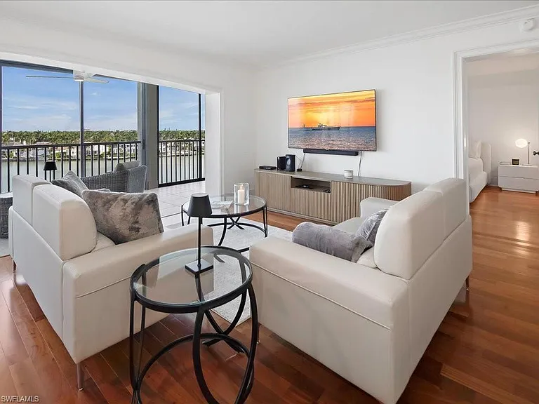 2750 Gulf Shore Blvd N #602 — Photo 6