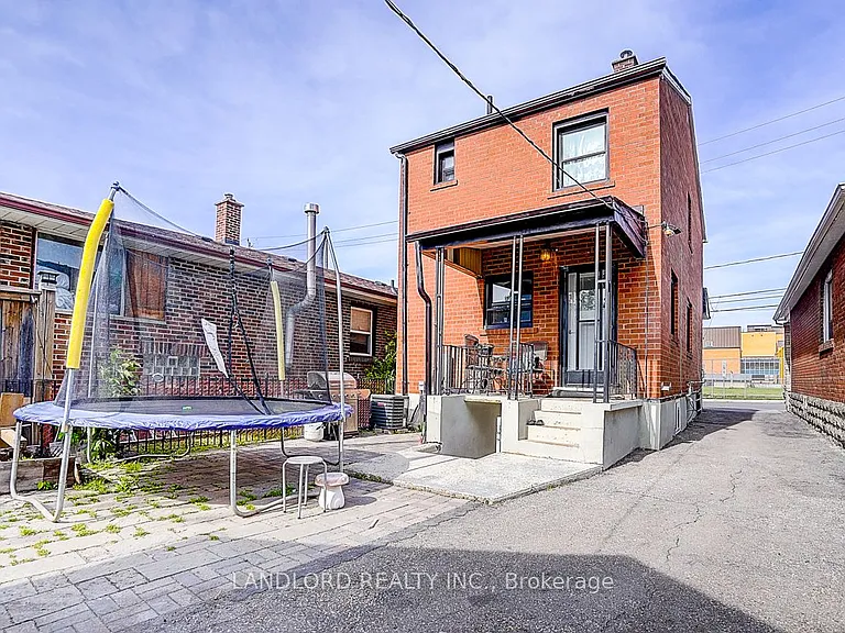 56 Bicknell Ave #LOWER — Photo 3