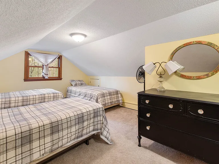 242 High Haith Rd — Photo 21