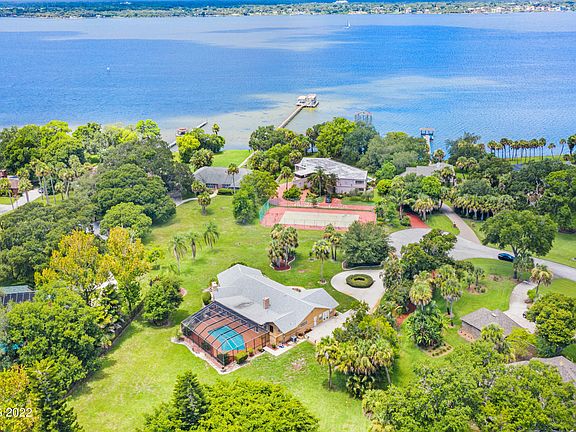 3rd image of 775 Avocado Dr