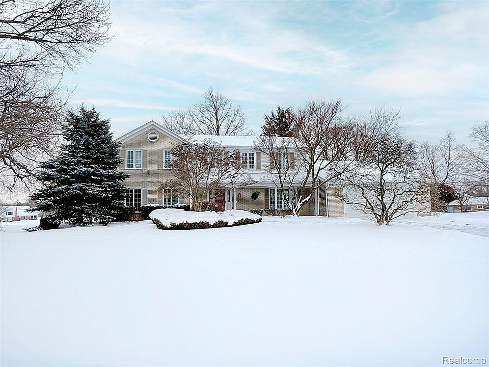 1st image of 36209 Trenton Ct