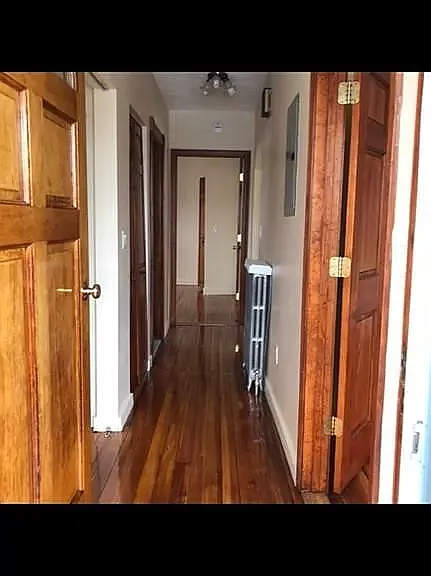 51 Swan St #1 — Photo 4
