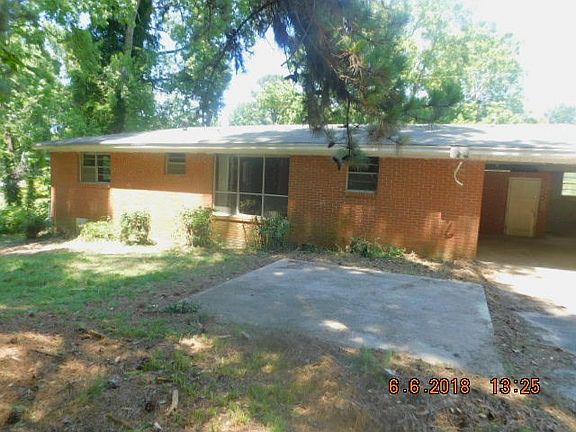 3rd image of 434 Huson Cir