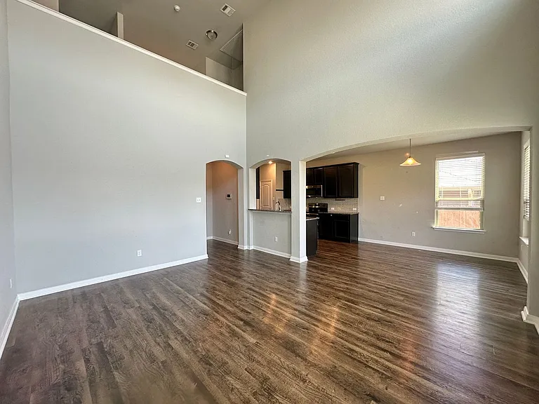 3424 Addison St — Photo 17