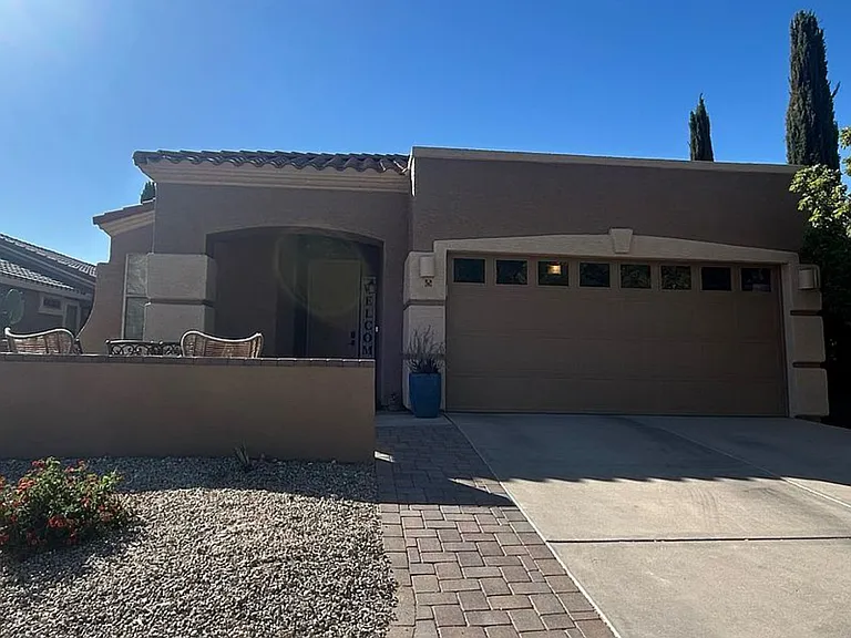 2273 E Skipping Rock Way — Photo 1