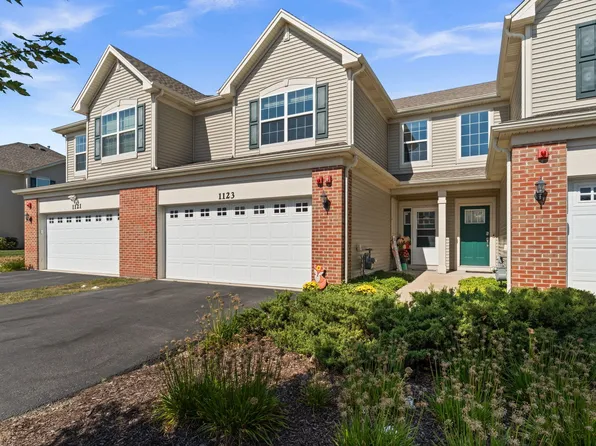 1123 Goldfinch Ave, Yorkville, IL 60560