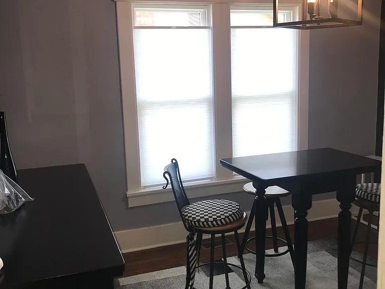 107 Elberta St — Photo 3