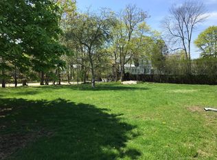 14 Faxon Grn, Newport, RI 02840