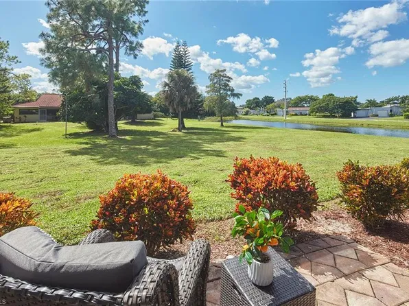 2069 Pine Isle LN #2069, NAPLES, FL 34112