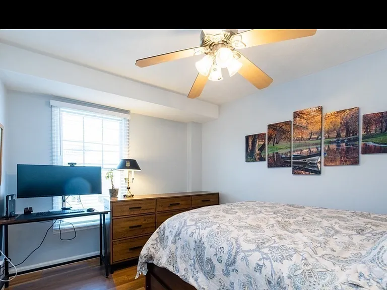 21 Adams St #202 — Photo 8