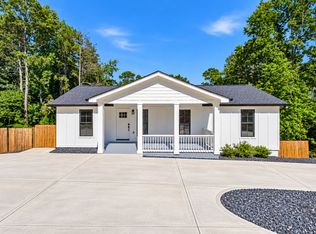 5875 Maple Creek Dr, Buford, GA 30518