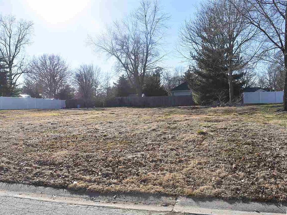 1st image of 2817 E Oakbrook Ct