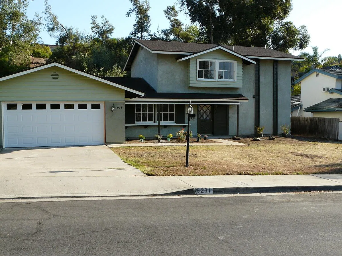 5 bed, 1825 sqft, $5,950 — Photo 1