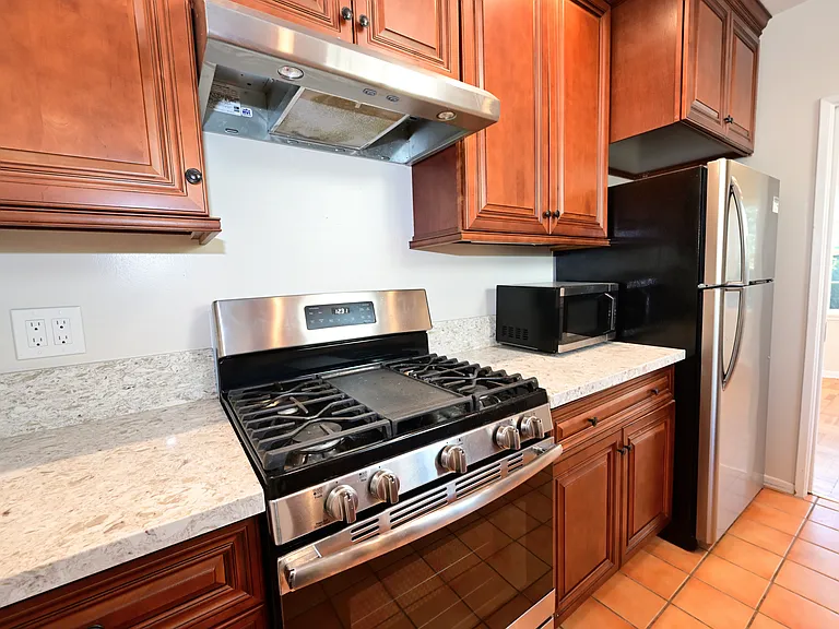 1519 Huntington Dr #A — Photo 46