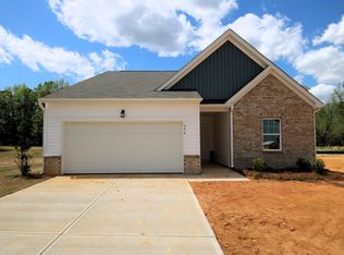 576 Cessna Dr, Spring Hope, NC 27882