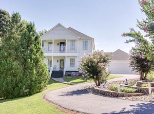 605 Allendale Rd, Woodruff, SC 29388