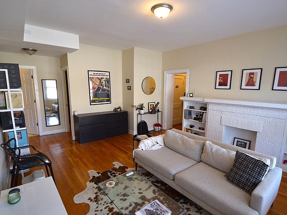2nd image of 4550 N Western Ave #2