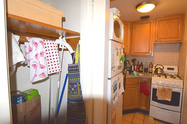 Rented by City Stop Realty | media 20