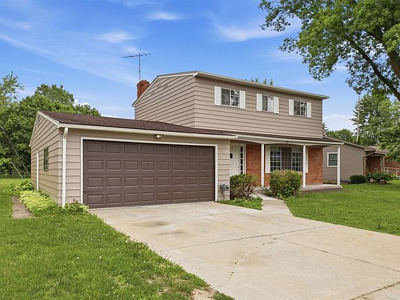 2nd image of 929 Springview Dr