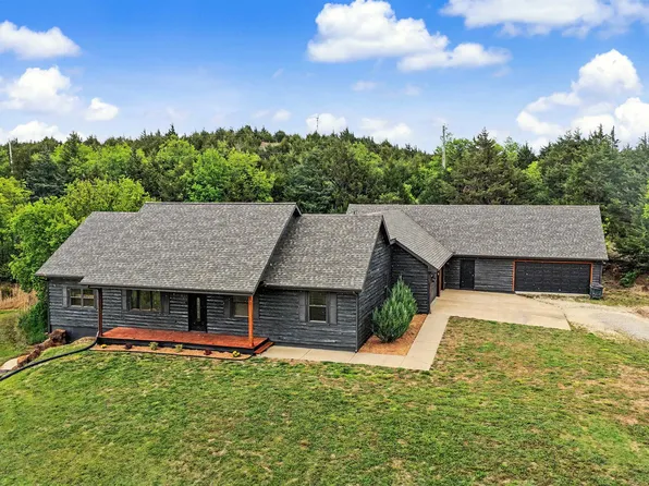 80 Ash Ln, Bennington, KS 67422