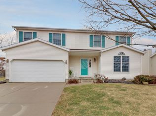 503 Beacon Ct, Bloomington, IL