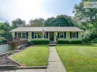 7605 E 130th Ct, Grandview, MO 64030