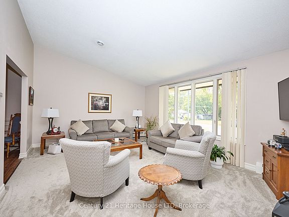 2nd image of 544 Rose Hill Rd