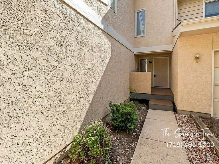 5448 Fiesta Ln #XXX — Photo 2