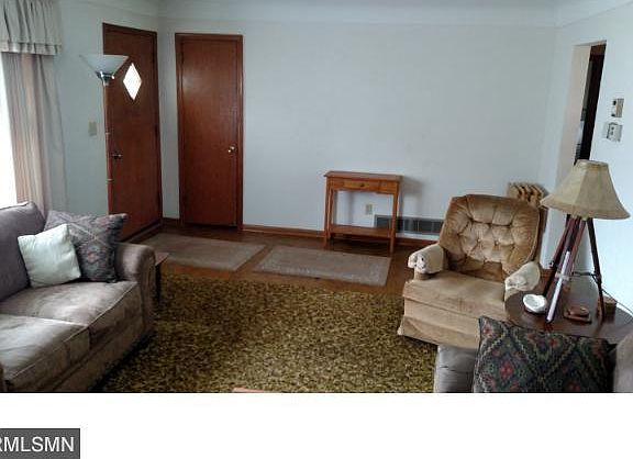 2nd image of 489 Nebraska Ave E