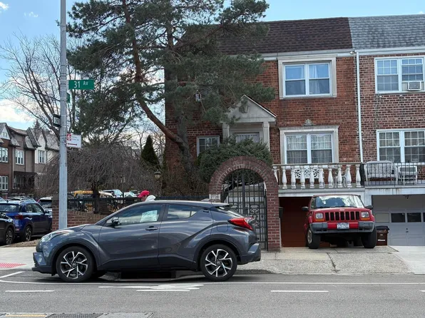 7720 31st Avenue, East Elmhurst, NY 11370