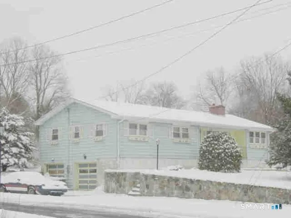 15 Birch Road, New Fairfield, CT 06812