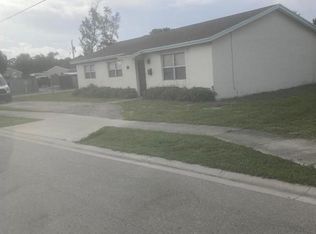 5713 Candlewood St, Mangonia Park, FL 33407