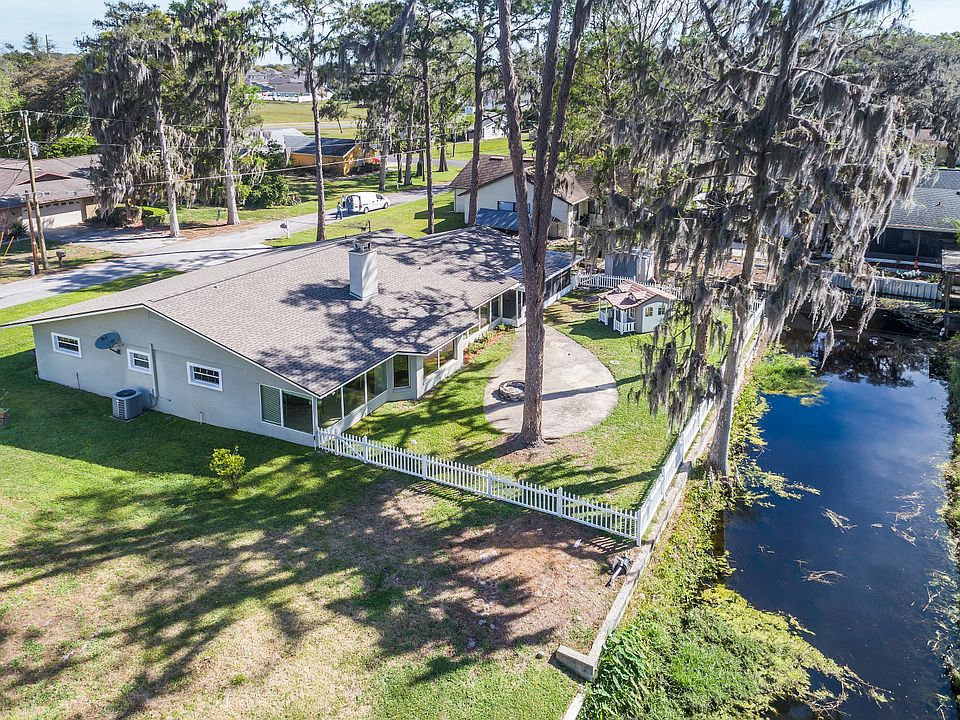 1st image of 11344 Davison Ln