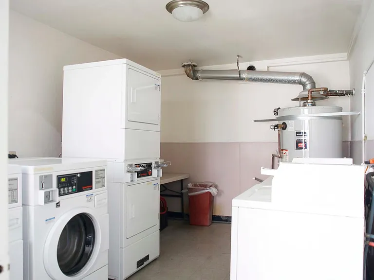 211 N Huntington Ave #11 — Photo 9