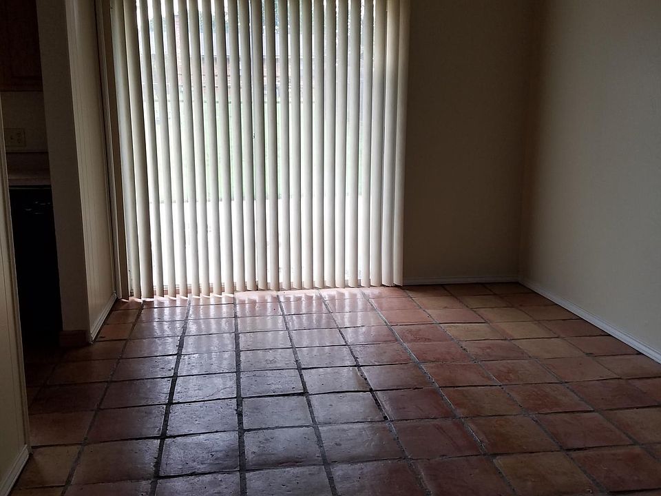1st image of 6751 NW Compass Dr