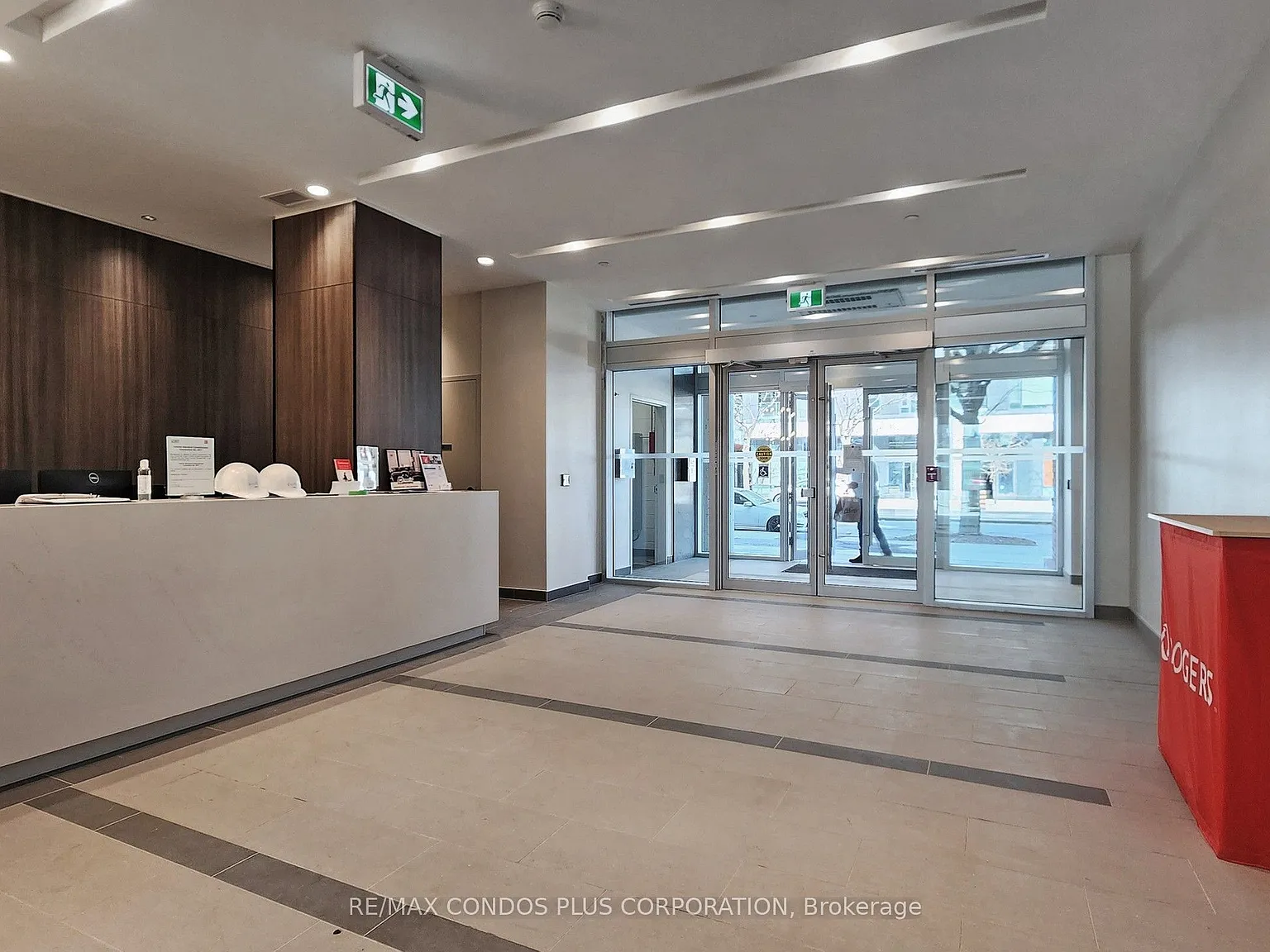 Scout Condos — Photo 4