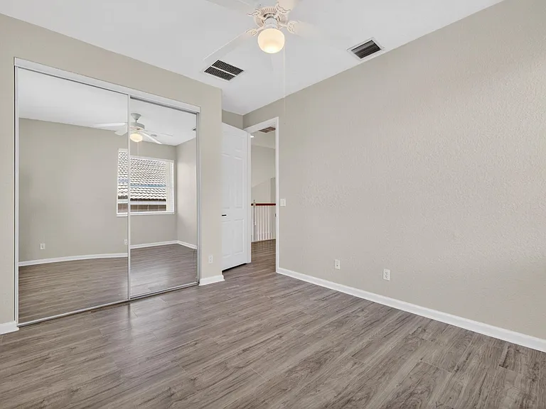 2237 SW Newport Isles Blvd — Photo 36