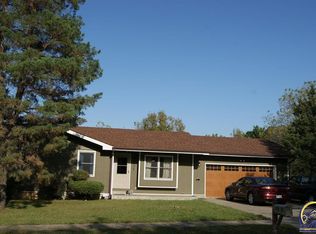 3804 SE Evans Dr, Topeka, KS 66609