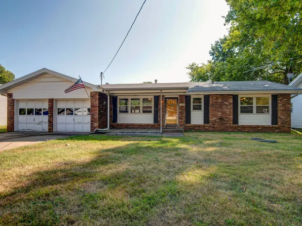 1124 S Bruce Avenue, Springfield, MO 65804