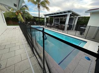 11040 SW 64th St, Miami, FL 33173