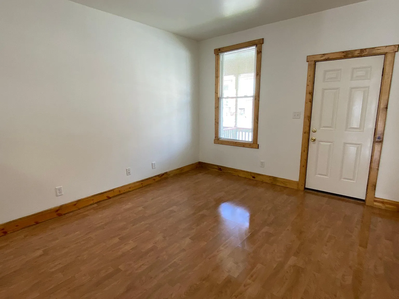 1 bed, 600 sqft, $1,050 — Photo 4