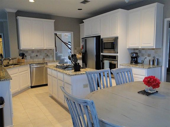 5th image of 4416 Courtney Ln