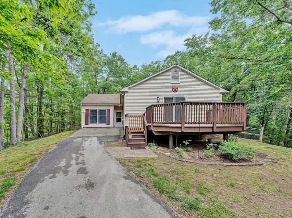 108 Mountain Lane Ter, Vinton, VA 24179