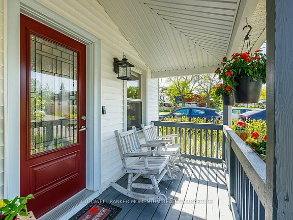 3rd image of 61 Rosedale Ave