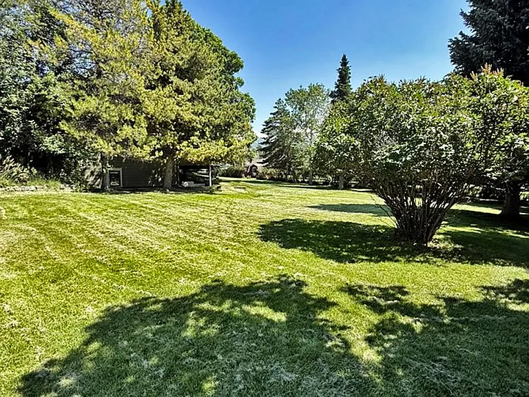 4432 Annette Park Dr — Photo 2